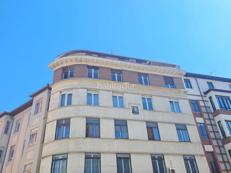 Foto 998bf2c0-0ef8-421f-9824-9844e7e0d5fa. Flat with heating in El Carmen - Barrio Gimeno Burgos