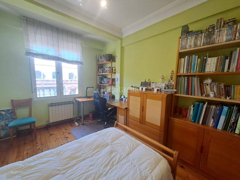 Foto be22ce6b-73b7-4bf3-935a-cc6bb692b60b. Flat with heating in El Carmen - Barrio Gimeno Burgos