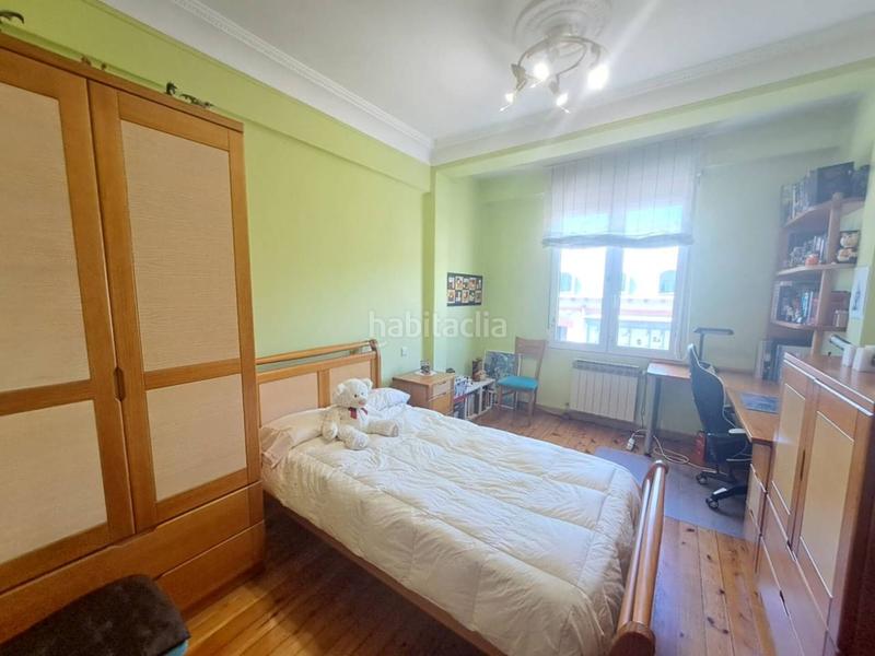 Foto fb5374a3-329e-4621-b749-4e4f0c4ccc32. Flat with heating in El Carmen - Barrio Gimeno Burgos