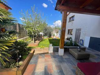 Chalet  Campillo. Impresionante chalet con jardin merendero piscina climatizada y