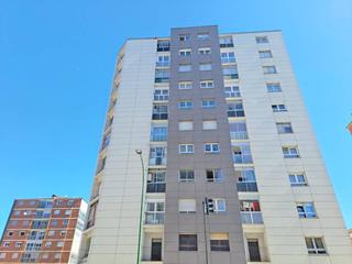 Piso en Gamonal - San Bruno - G9. Piso totalmente exterior a sur con dos terrazas en gamonal para
