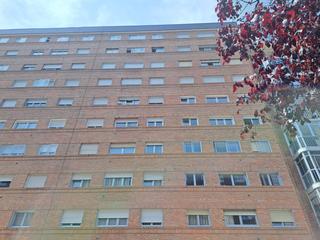 Appartamento  Derechos humanos. Se vende piso en gamonal de 3 dormitorios para entrar a vivir