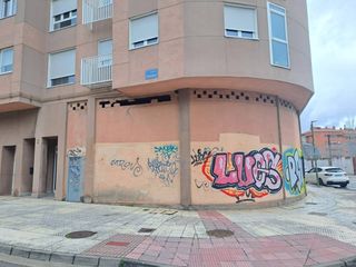 Local Comercial  Calle duero. Se vende fabuloso local en zona crucero