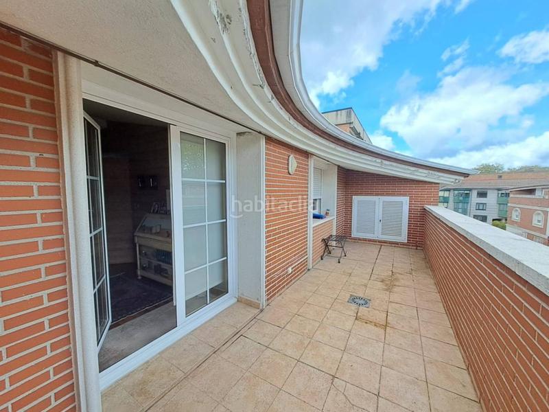 Foto 462a4b55-a48e-4d47-926d-36b89da8311d. Casa adosada impresionante chalet con jardin y terrazas en la quinta en Burgos