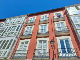 Pis  Puebla. Precioso pisazo en el casco historico con 5 dormitorios galeria