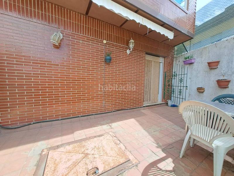 Foto f23cf6c1-a87d-40c6-ba03-8baab6ac3777. Casa adossada amb calefacció aparcament a Villafría - La Ventilla - Castañares Burgos