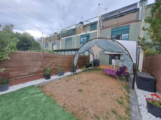 Casa adossada a Valdorros. Precioso chalet con jardin y terraza de 4 dormitorios 2 baños ga