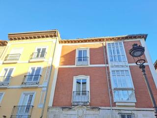 Lloguer Pis a Casco Antiguo. Precioso duplex completamente reformado en el centro historico
