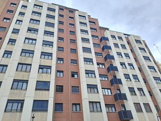 Etagenwohnung  Doña constanza. Piso a estrenar en gamonal de 3 dormitorios y 2 baños.
