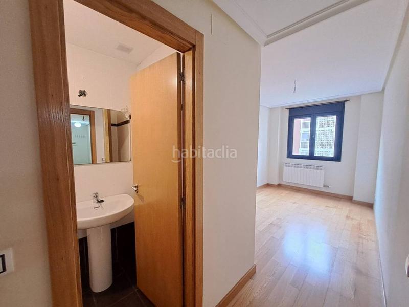 Foto 3109c87f-be4c-49d9-a5d4-85db8a29cc5f. Appartement avec chauffage dans Juan XXIII - Las Torres - G2 Burgos