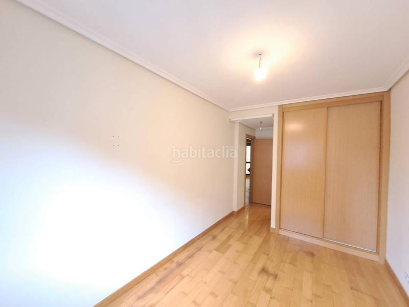 Foto b00b451a-7fab-4dd3-b512-cb2390e1a673. Appartement avec chauffage dans Juan XXIII - Las Torres - G2 Burgos