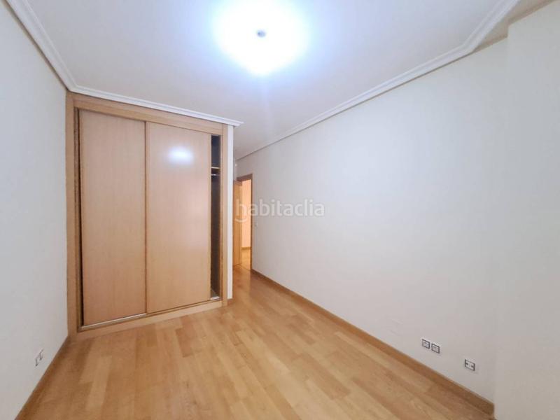 Foto b16e9fad-2d6b-46ee-9a1d-d412516b2807. Appartement avec chauffage dans Juan XXIII - Las Torres - G2 Burgos
