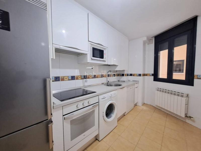 Foto cee71331-3f6f-4b88-8acc-d8ac3994b52a. Appartement avec chauffage dans Juan XXIII - Las Torres - G2 Burgos