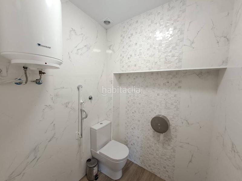 Foto e66541ba-7e7f-43a6-ba3c-51e3fd2e4b41. Local comercial merendero urbano completamente equipado en gamonal en Burgos