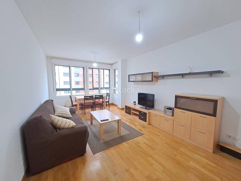 Foto 554c7dd9-2316-48f8-872e-b4679f1fa542. Affitto appartamento con riscaldamento parcheggio in Burgos