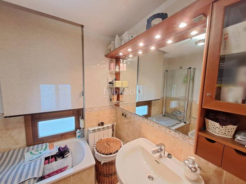 Foto 82eef2a6-73e2-49f5-83a3-2ca6f0992058. Appartamento con riscaldamento parcheggio in Gamonal - San Bruno - G9 Burgos