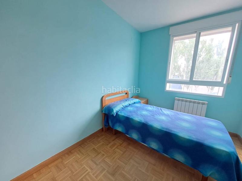 Foto 5b2110fd-e2ca-4643-a68f-1fa2fed163a9. Pis amb calefacció a Villafría - La Ventilla - Castañares Burgos