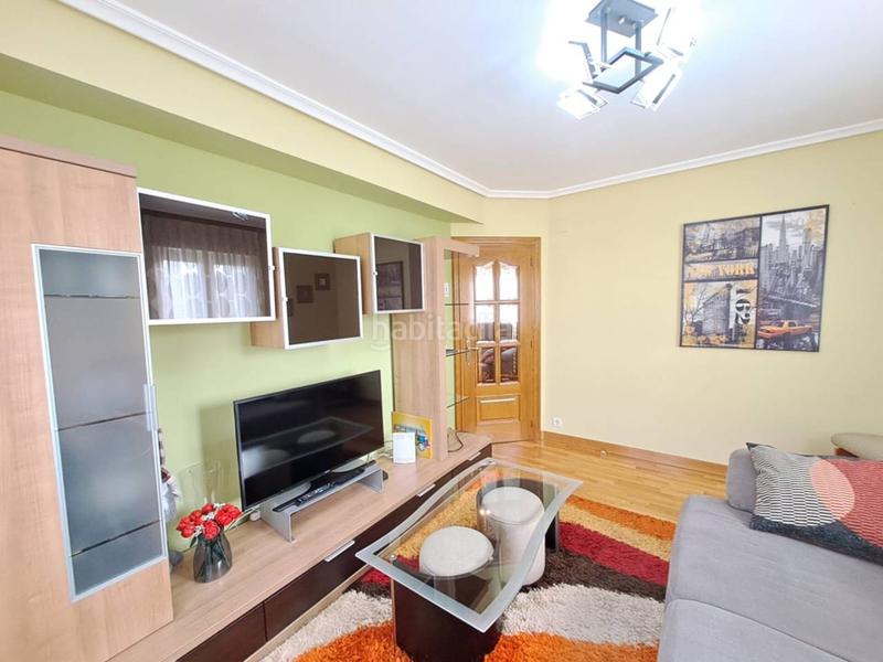 Foto 10a2a3ee-c5b0-4a8e-9f64-50fdf2f9ad84. Pis amb calefacció a Los Vadillos - R. Sanitaria - Pozanos Burgos