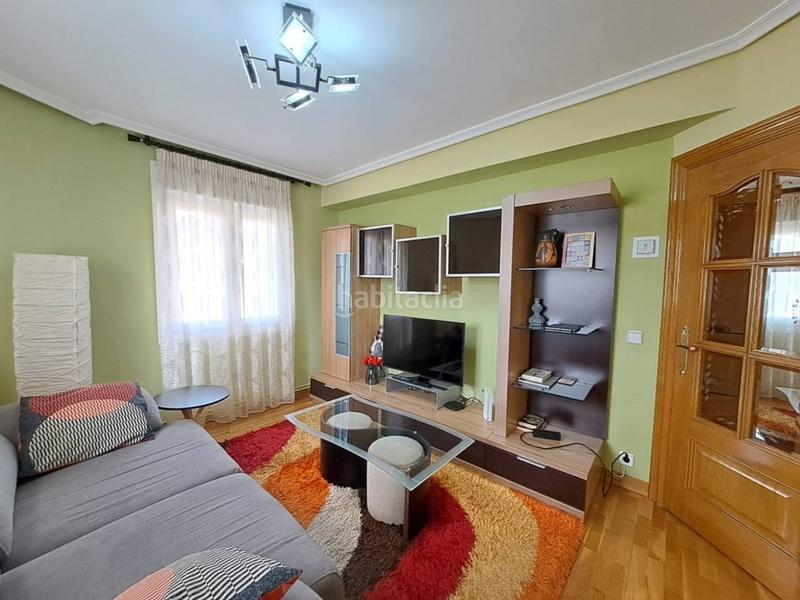 Foto c5940886-cc4c-49e2-b915-8b0780cdbd25. Pis amb calefacció a Los Vadillos - R. Sanitaria - Pozanos Burgos