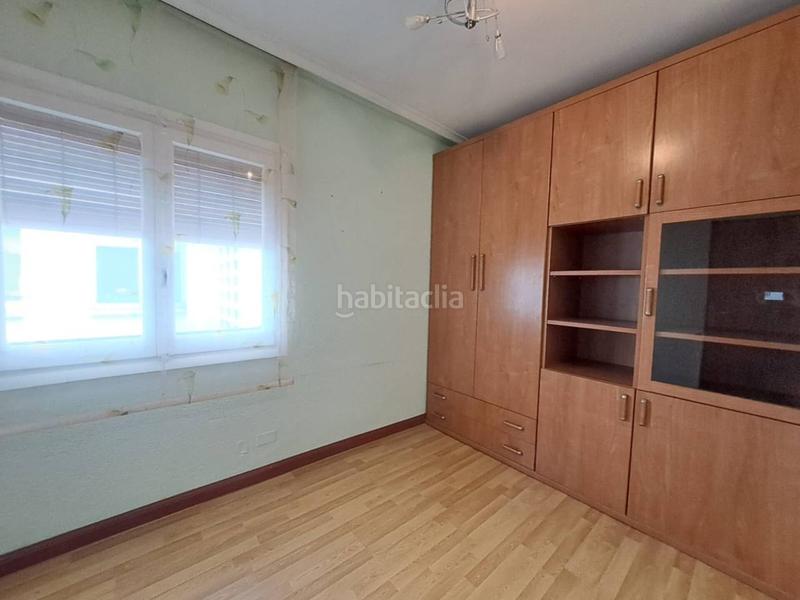 Foto 436a7fd2-0043-4b71-92ec-dc28b3691aad. Pis amb calefacció aparcament a Los Vadillos - R. Sanitaria - Pozanos Burgos