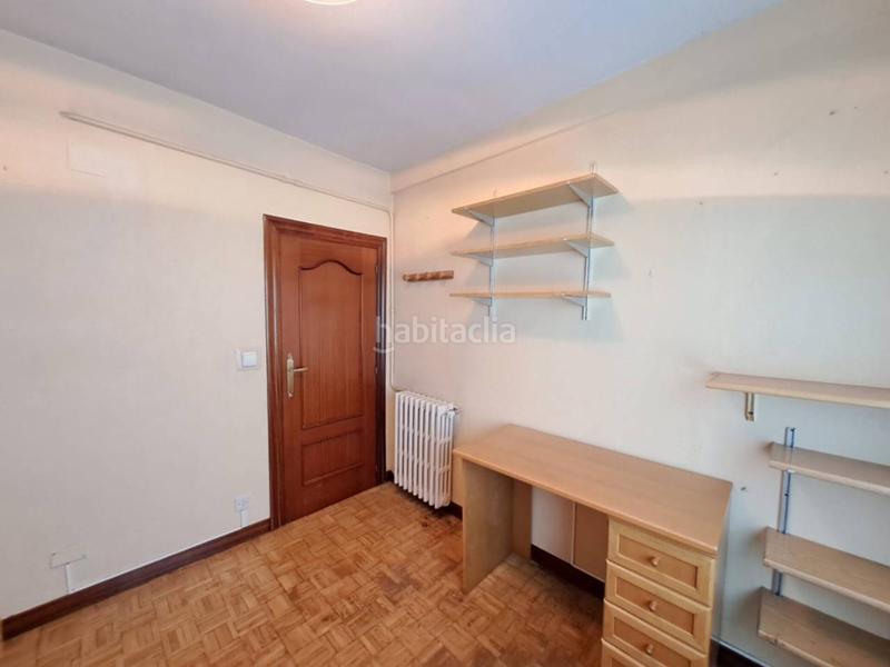 Foto 6756a0ef-0639-4ea8-aec7-4e4b179b3a4f. Pis amb calefacció aparcament a Los Vadillos - R. Sanitaria - Pozanos Burgos