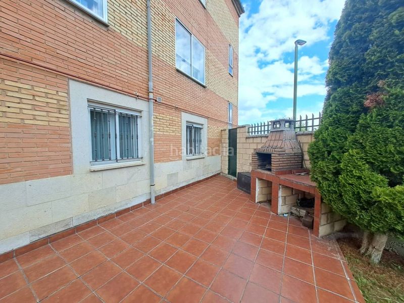 Foto 1c17f9f1-8bf3-4a4e-8619-21f4760bdf14. Pis amb calefacció aparcament a Villafría - La Ventilla - Castañares Burgos