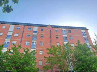 Appartement  Calle teresa jornet. Estupendo piso de 3 dormitorios 2 baños 2 terrazas garaje y tras