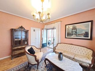 Flat  Calle padre aramburu. Hermoso pisazo de 170m2 5 dormitorios 3 terrazas 2 baños 2 salon
