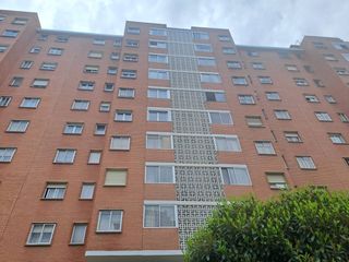 Flat  Avenida vena. Pisazo totalmente exterior de 4 dormitorios 2 baños 2 terrazas e