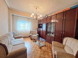 Appartamento  Calle maría amigo. Piso para entrar a vivir 3 dormitorios 2 terrazas en gamonal