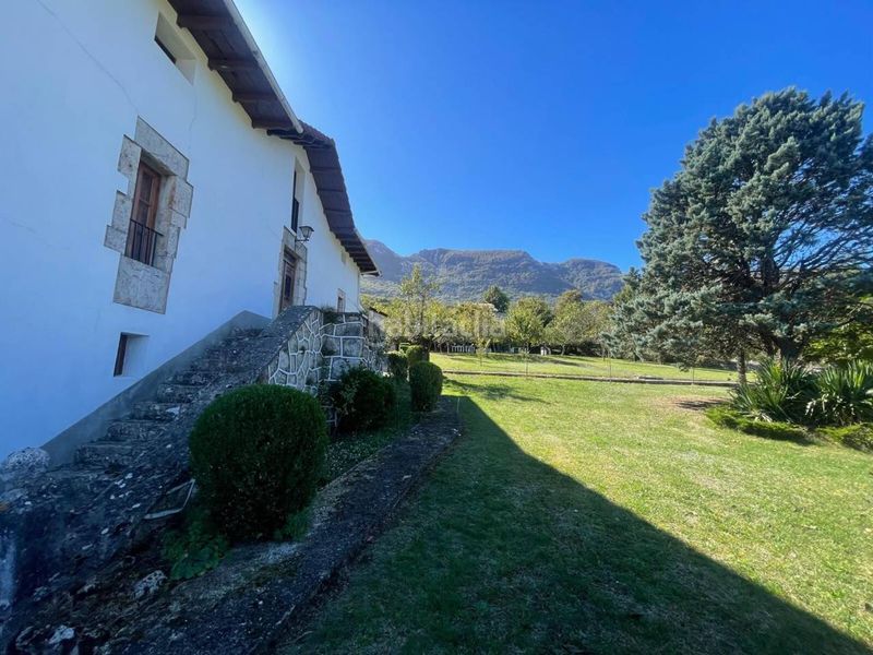 Foto 10095d5f-91d8-483a-b35e-dd68a681e2d8. Casa amb calefacció aparcament a Valle de Mena