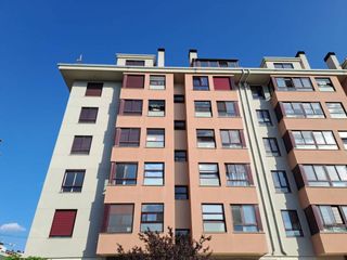 Miete Etagenwohnung  Calle hermanas mirabal. Piso como nuevo dos dormitorios dos baños garaje y trastero en z