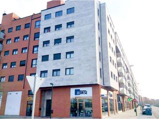 Pis  Calle josé maría codón. Venta flash!!! vivienda en periodo de puja