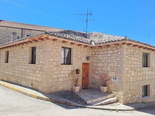 Maison à Quintanillas (Las). Preciosa casa unifamiliar en piedra de 2 plantas 4 dormitorios 2