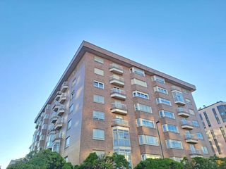 Appartamento  Calle victoria balfe. Pisazo de 177 m2 construidos en g3 de 4 dormitorios 2 baños gara