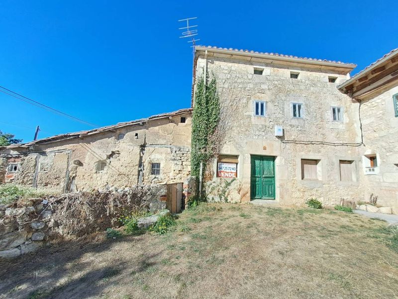 Foto d8c1f0ea-db78-40be-83b2-daf867e95886. Casa a Atapuerca