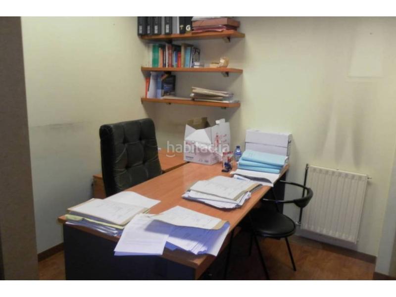Foto 8a2bd2f5-7650-4c6c-a0b9-3bfbc253e3a6. Alquiler oficina  en alquiler en Casco Antiguo Burgos