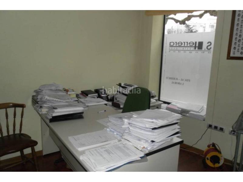 Foto 5be301c5-8e76-44f1-882b-6a5a380d6200. Miete büro mit heizung in Casco Antiguo Burgos