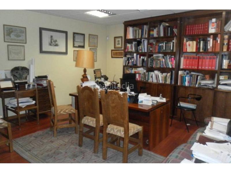 Foto 8a8c9703-5f74-47ca-92ce-5dc565ebd1e8. Miete büro mit heizung in Casco Antiguo Burgos