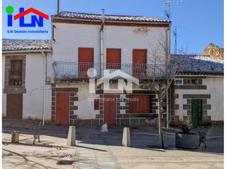 Maison à La pila 30. Casa en venta en navalperal de pinares
