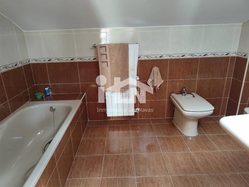 Foto 173265b0-a529-40a6-a3cb-426fbfb018fd. Casa amb calefacció aparcament a Navalperal de Pinares