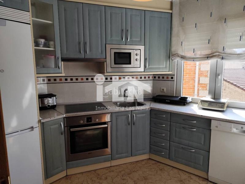 Foto 230f3570-5252-42d3-926d-82ceec47896f. Casa amb calefacció aparcament a Navalperal de Pinares