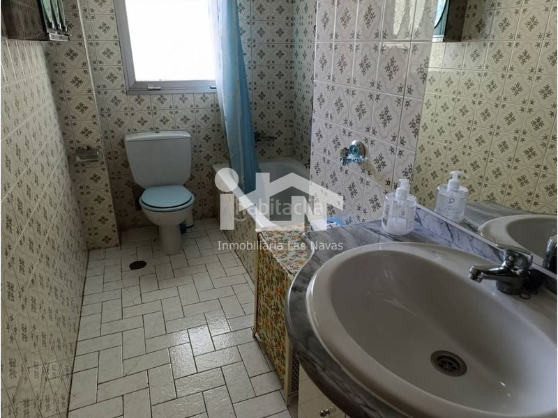Foto acfe3199-74fb-4844-b636-a9e4d07afc8b. Pis amb aparcament a Navas del Marqués (Las)