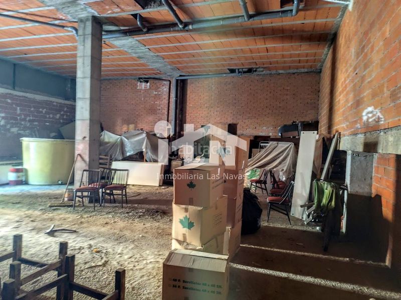 Foto e7675884-b9ab-47ef-b177-2745c47a5907. Local comercial a Navas del Marqués (Las)