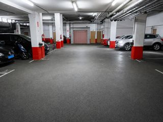 Autoparkplatz in Gijón - urbanización quinta del principe calle anselmo solar 56. Venta de plaza de garaje con trastero en urbanización privada de