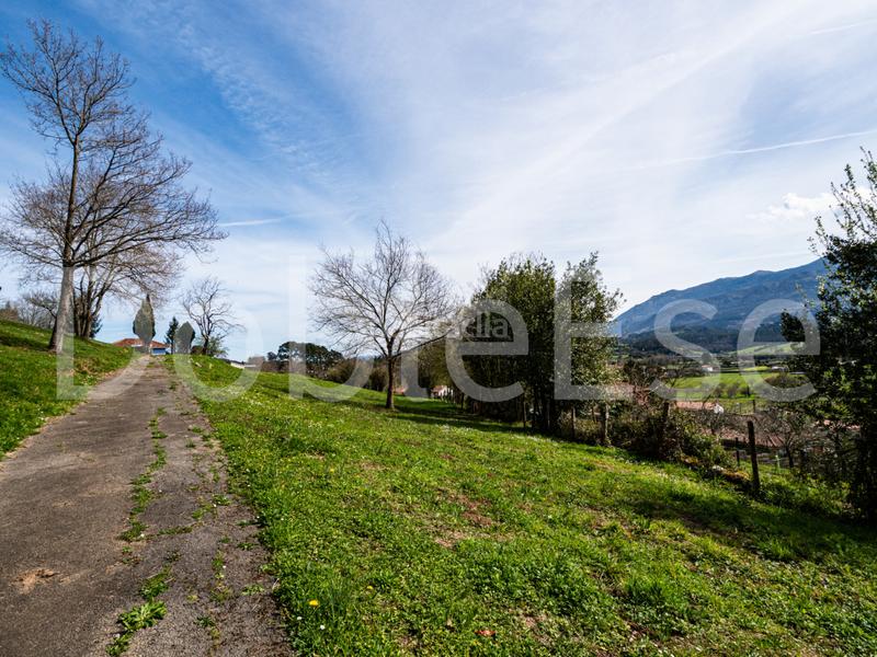 Foto ca1d4c25-db3b-4a9f-ab74-d7f21d86ecb3. Terreny residencial a Colunga - barrio de linares - Colunga 31 a Colunga