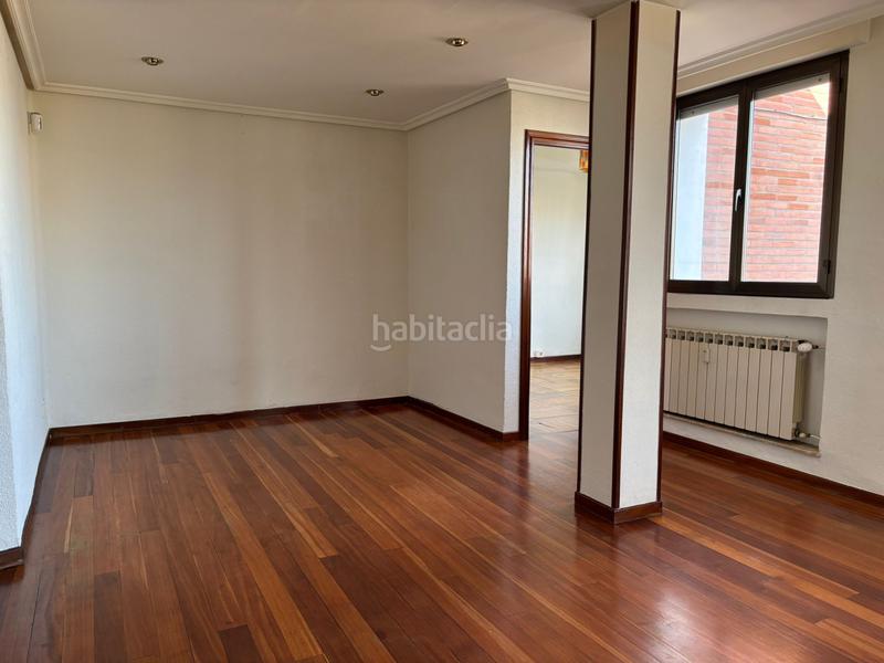 Foto 140b975d-3768-4168-9769-8668931fc621. Location attique avec chauffage dans Centro Gijón