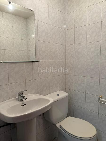 Foto b93ca1f2-1344-4468-afe4-1259f417b126. Alquiler local comercial alquiler local en Llano Gijón