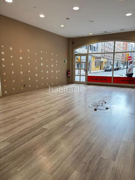 Foto 662b8d3f-bcda-4524-9a44-5cb68cb26752. Location local commercial dans Llano Gijón