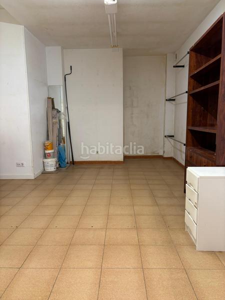 Foto 140828f5-b3ed-42af-aaca-d79af76cce60. Rent business premise in Llano Gijón